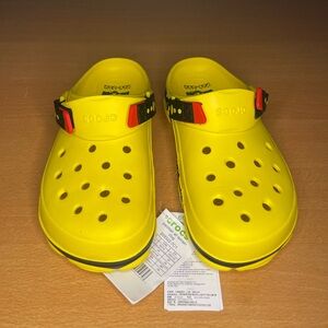 Crocs Pac-Man All-Terrain Clogs